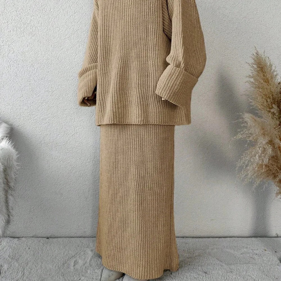 Camel Casual Women's Long Sweater Top And Mini Skirt Set - Picture 6 of 6